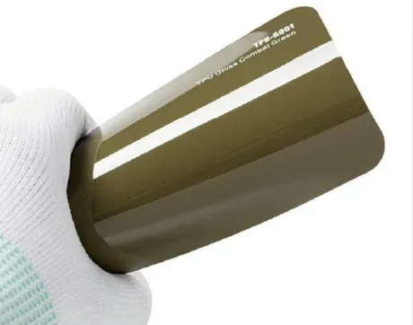 Muestra de película Gloss Combat Green, código TPU-6001