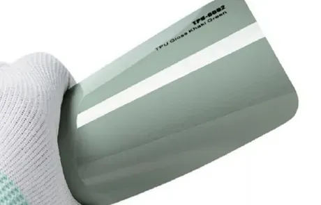 Muestra de película Gloss Khaki Green, código TPU-6002